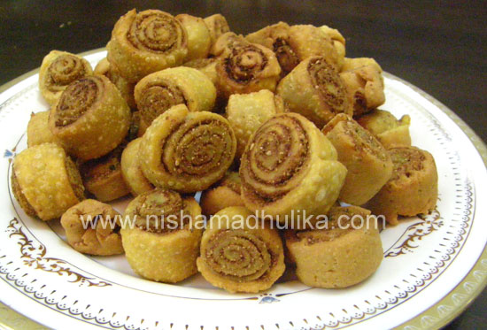 Bhakarwadi Recipe - Nishamadhulika.com