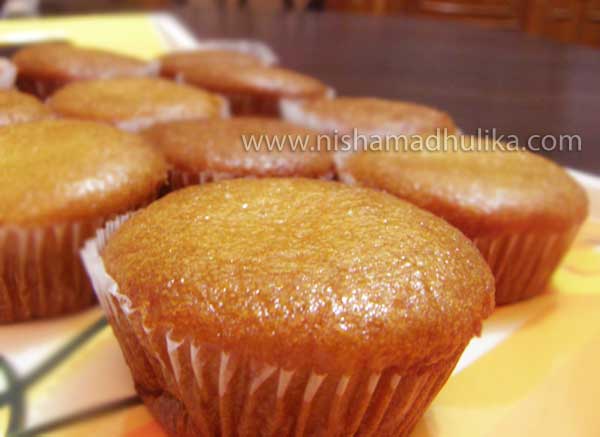 Eggless Mango Muffins recipe