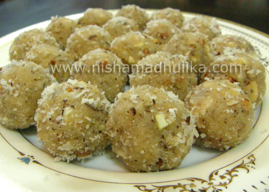 coconut_laddu